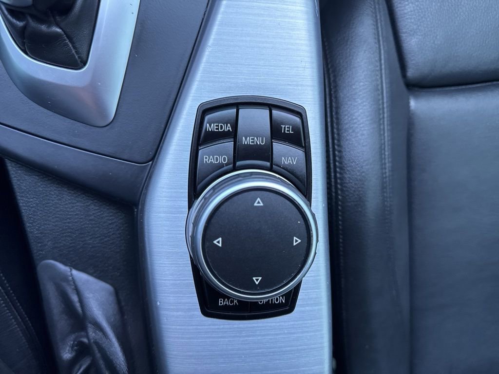 Used 2015 BMW M235i Coupe image 26