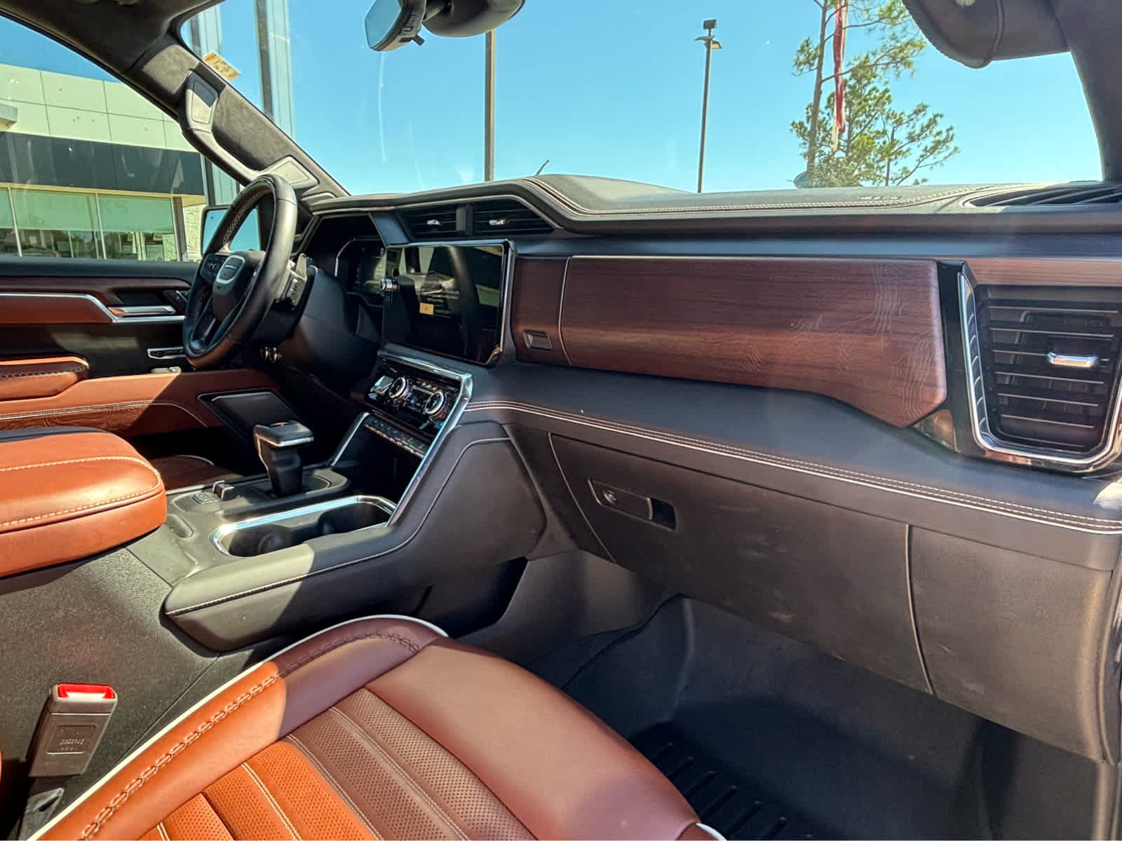 Used 2026 GMC Sierra 1500 Denali Ultimate AWD/4WD image 11