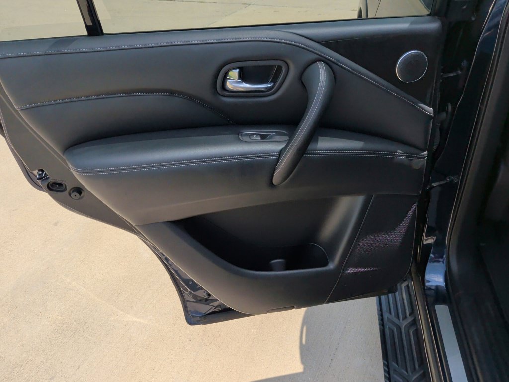 Used 2024 INFINITI QX80 Luxe AWD/4WD image 38