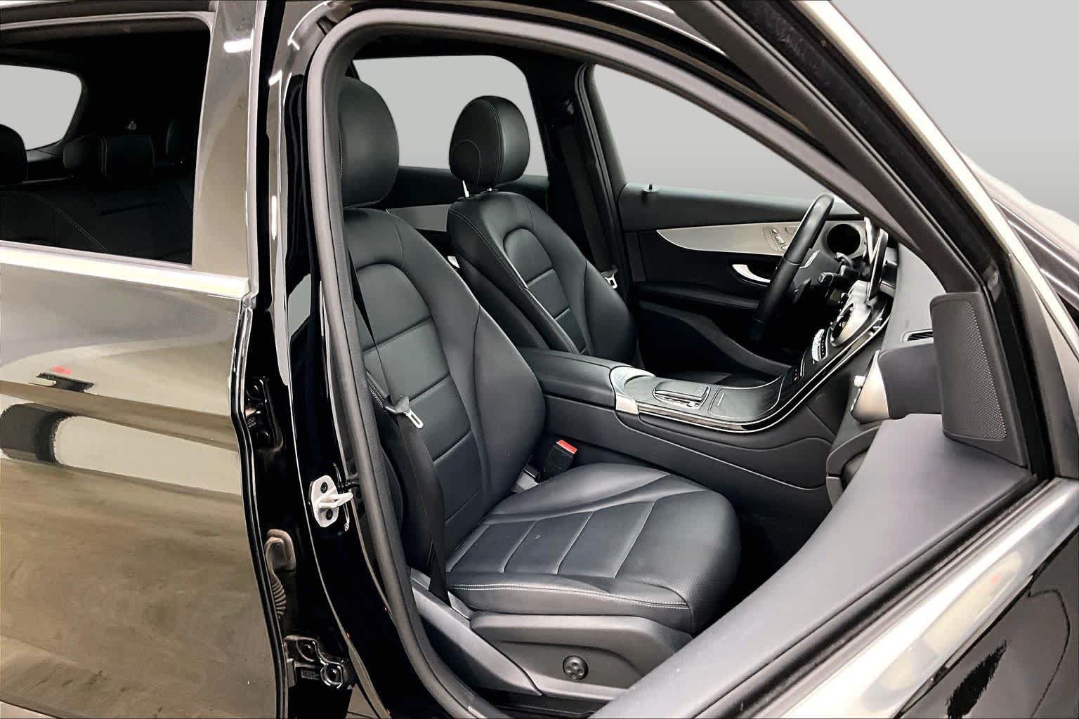 Certified 2022 Mercedes-Benz GLC 300 image 9