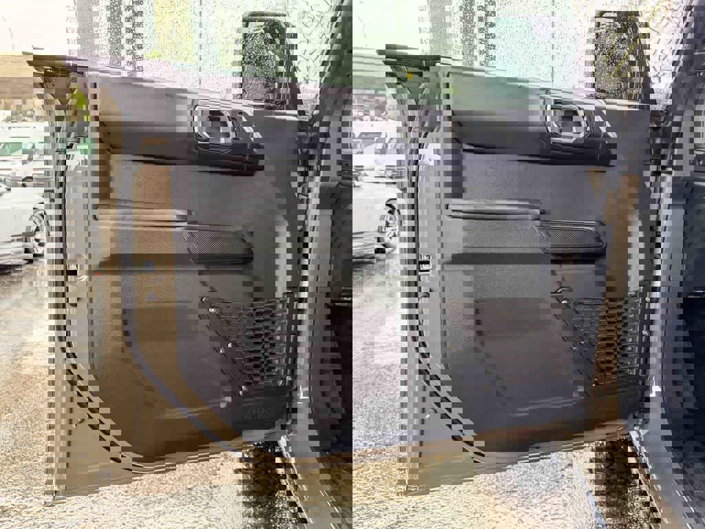 New 2025 Ford Bronco Badlands image 21