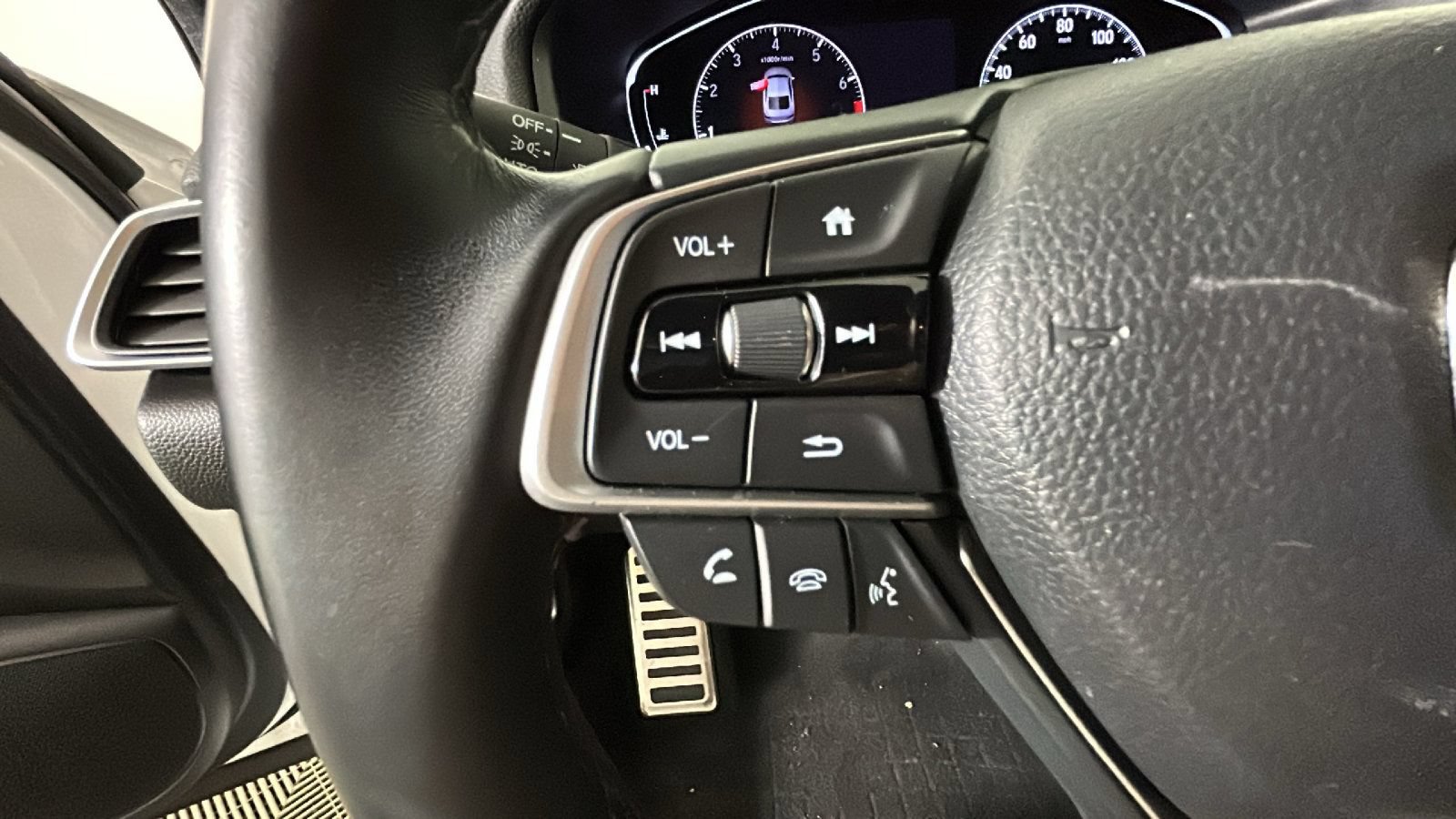 Used 2019 Honda Accord Sport image 16
