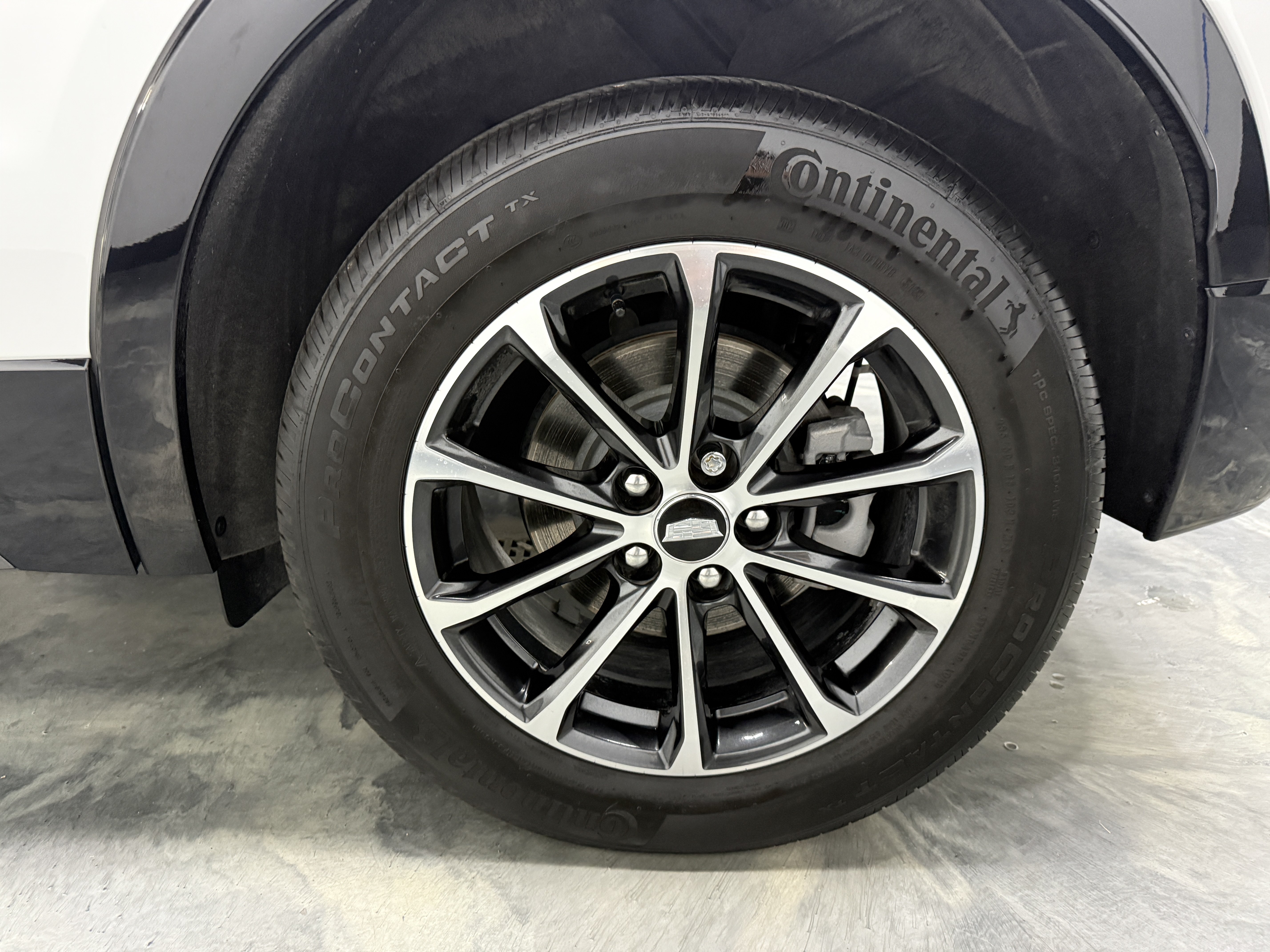 Used 2024 Cadillac XT4 Sport AWD/4WD image 27