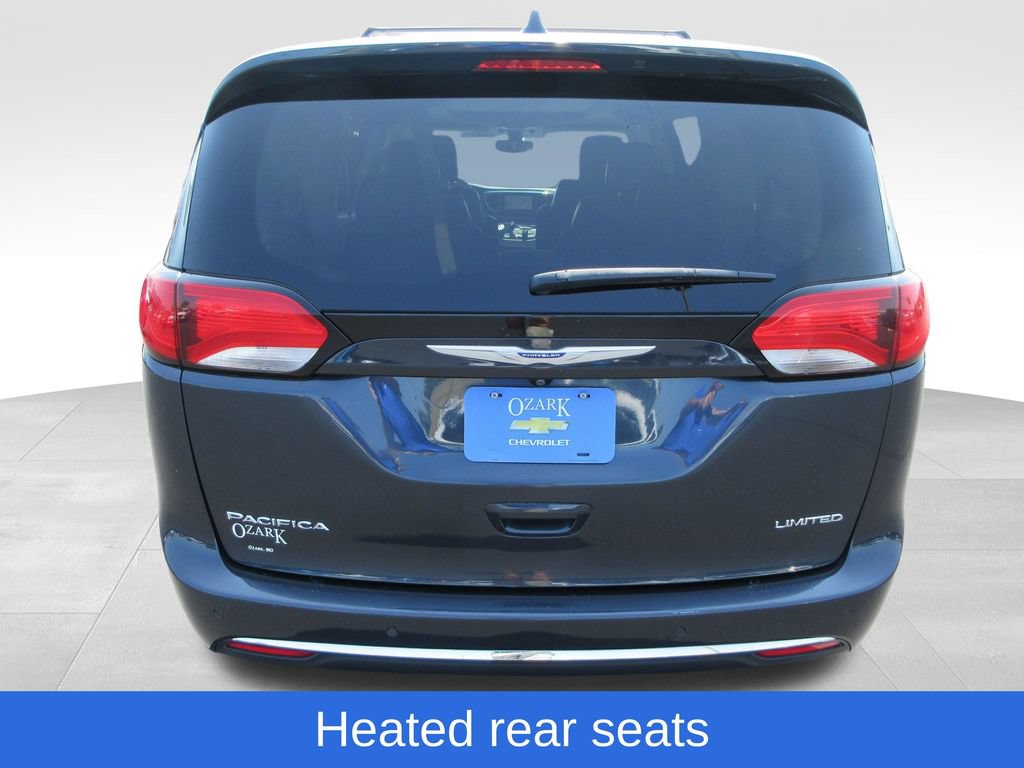 Used 2020 Chrysler Pacifica Limited FWD image 4