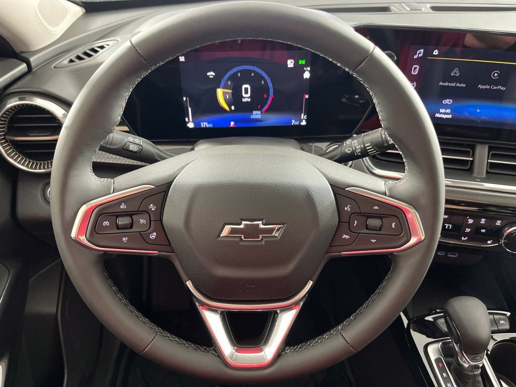 New 2026 Chevrolet Trax ACTIV w/ Sunroof Package FWD image 19