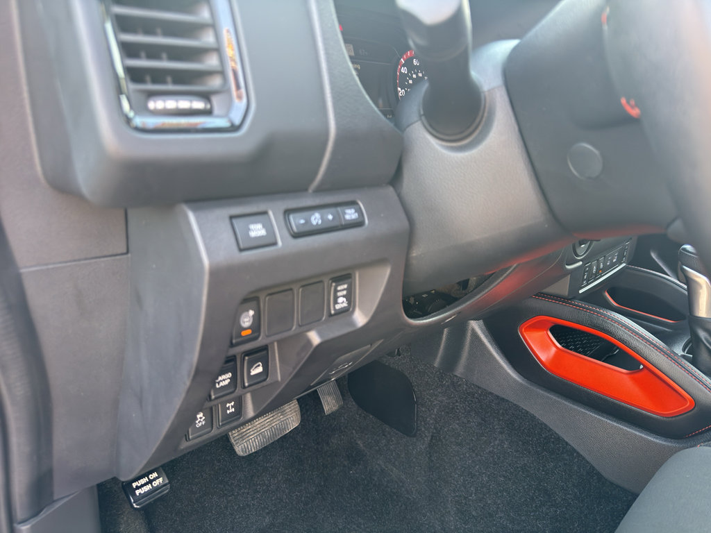 Certified 2024 Nissan Frontier PRO-4X w/ Pro Convenience Package image 15