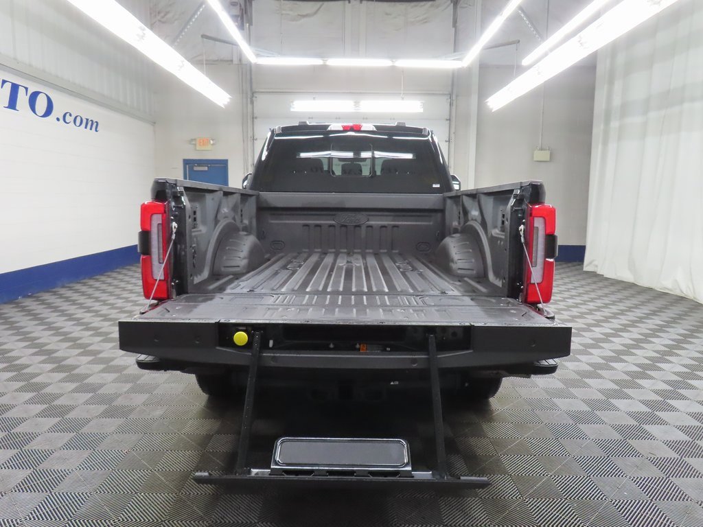 Used 2024 Ford F250 Platinum image 38