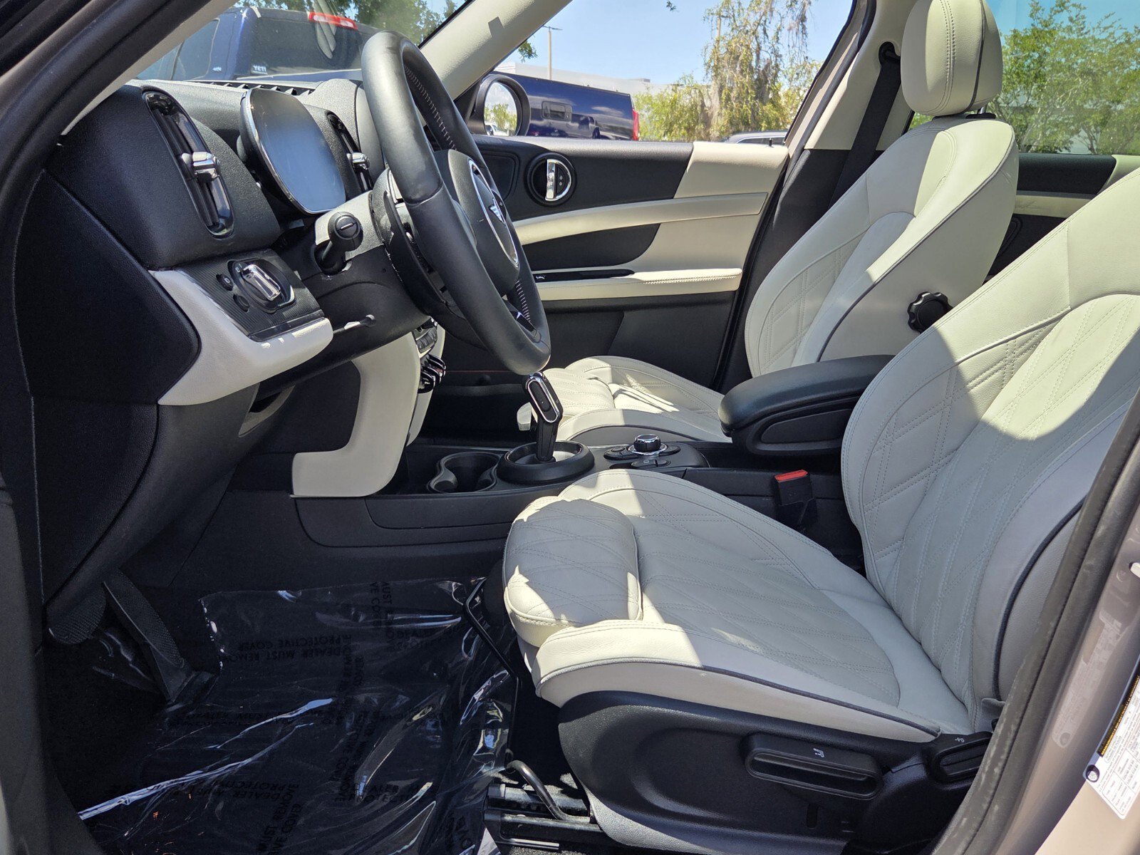 Certified 2024 MINI Cooper Countryman S w/ Signature Upholstery Package FWD image 10