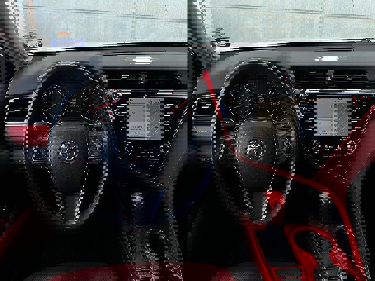 Used 2020 Toyota Camry XSE image 13