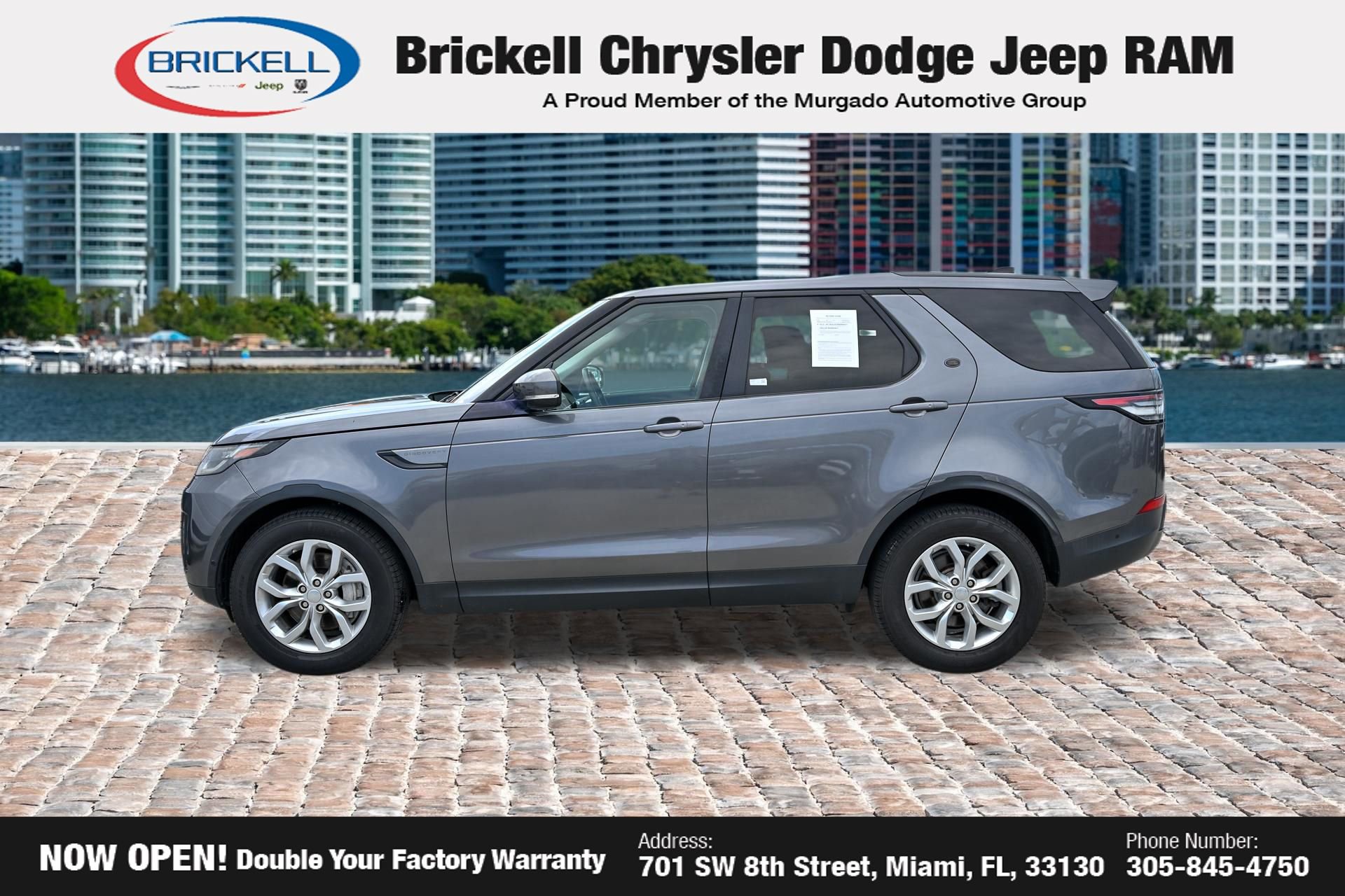 Used 2019 Land Rover Discovery SE AWD/4WD image 8