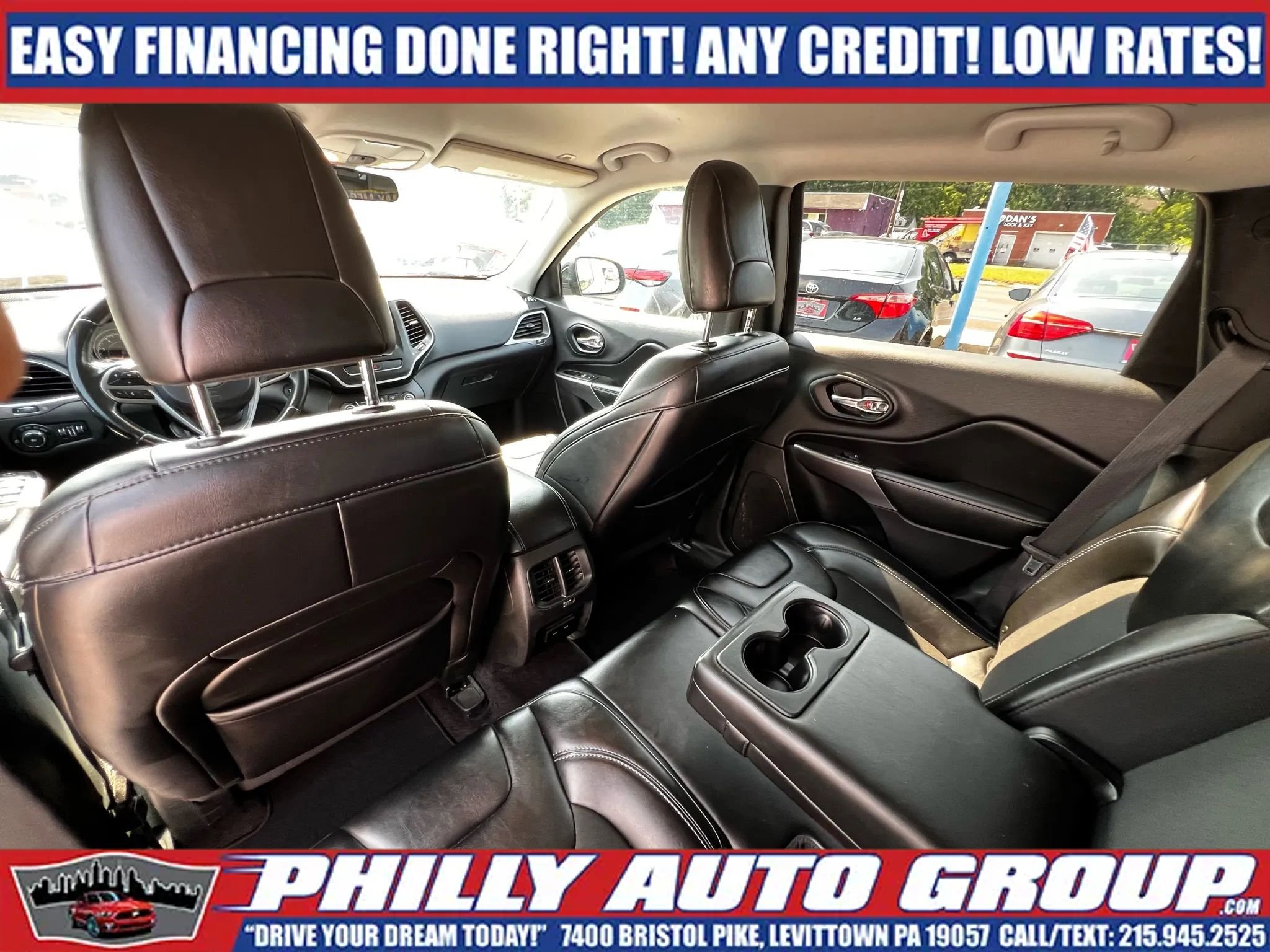 Used 2019 Jeep Cherokee Latitude Plus AWD/4WD image 20