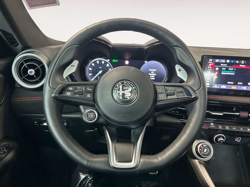 Used 2024 Alfa Romeo Tonale Veloce image 14
