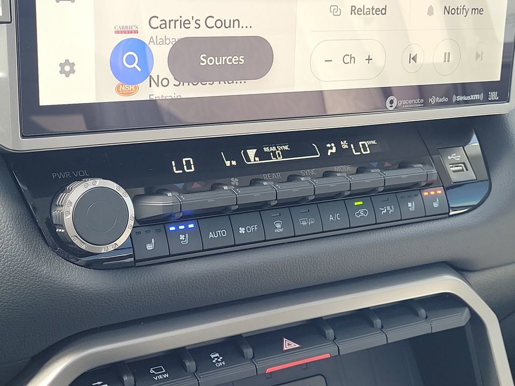 Used 2024 Toyota Sequoia Limited w/ Tow Technology Package image 31