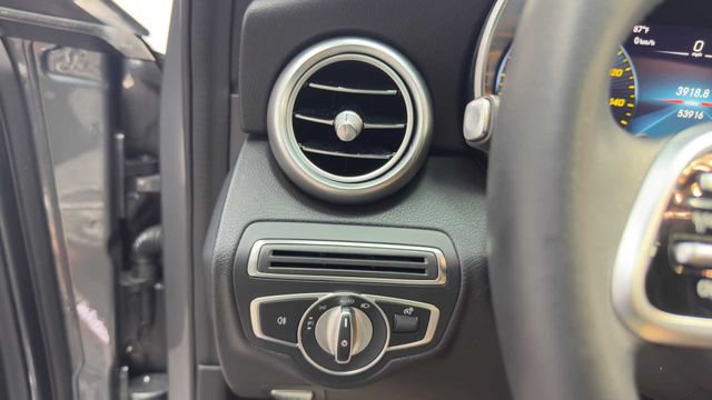 Used 2021 Mercedes-Benz C 300 Sedan image 31