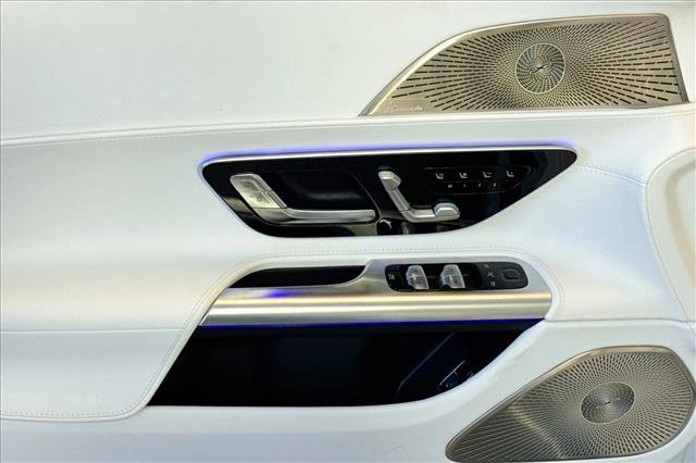 New 2026 Mercedes-Benz Maybach SL 680 image 16
