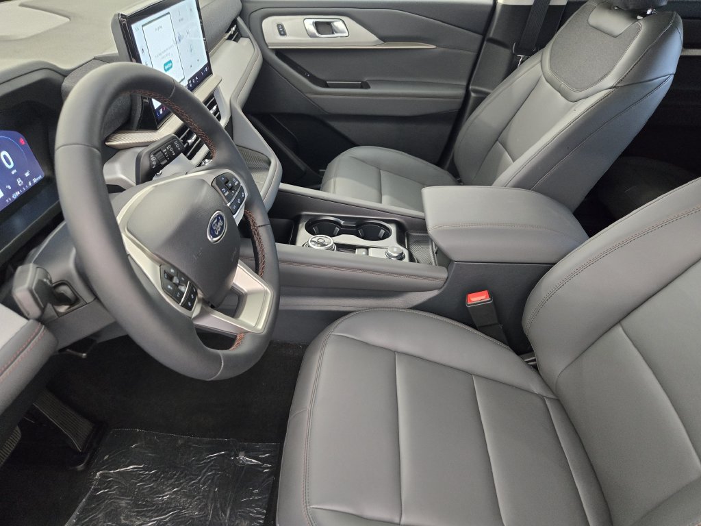 New 2026 Ford Explorer Active w/ Active Comfort Package RWD image 12