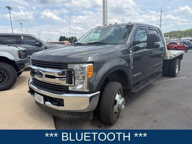 Used 2017 Ford F350 XLT w/ Advanced Security Pack AWD/4WD image 3