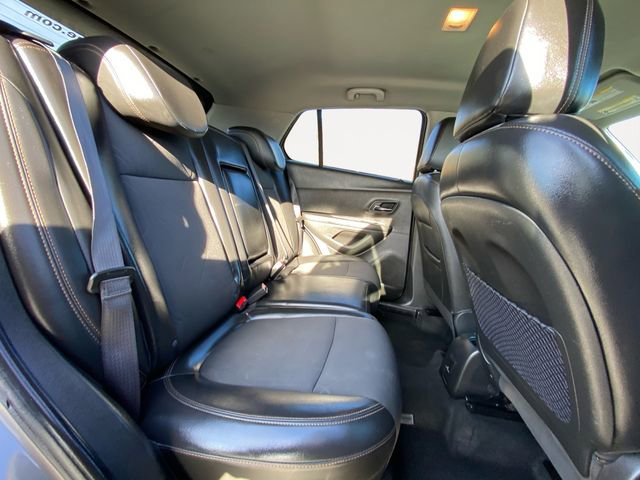 Used 2021 Chevrolet Trax LT w/ Driver Confidence Package image 14