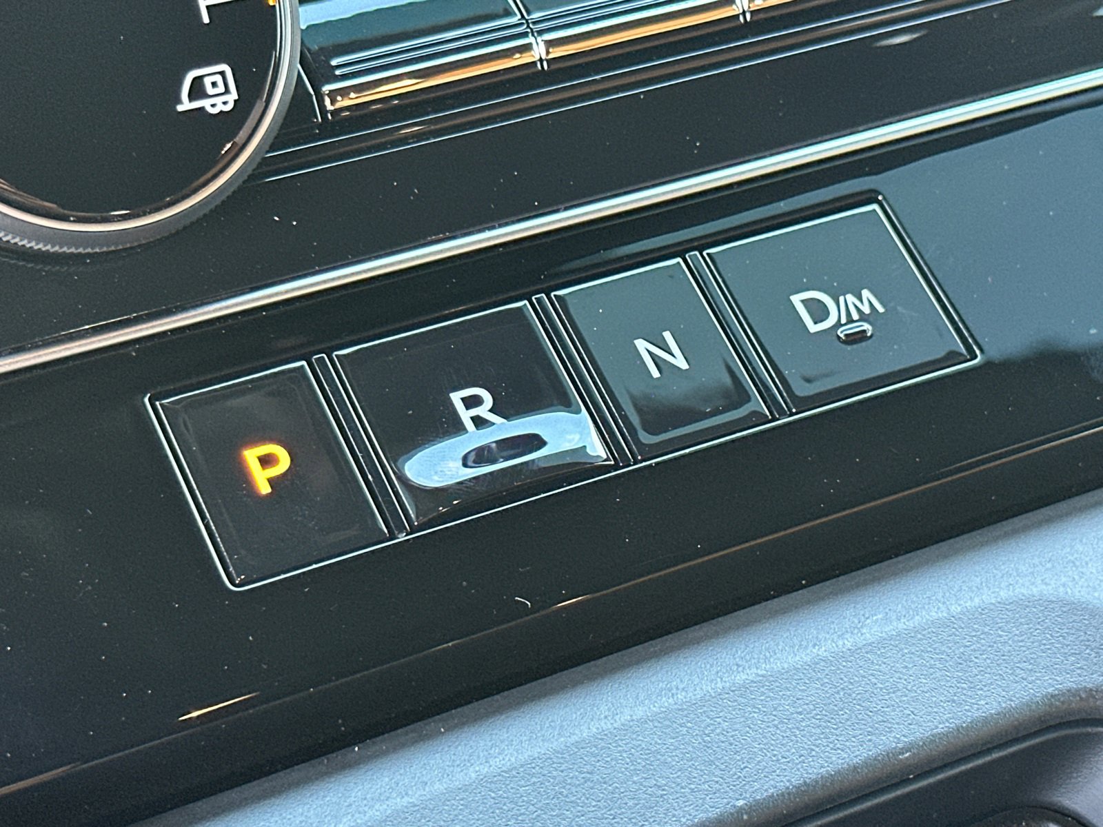 Certified 2026 Nissan Armada Platinum Reserve image 38