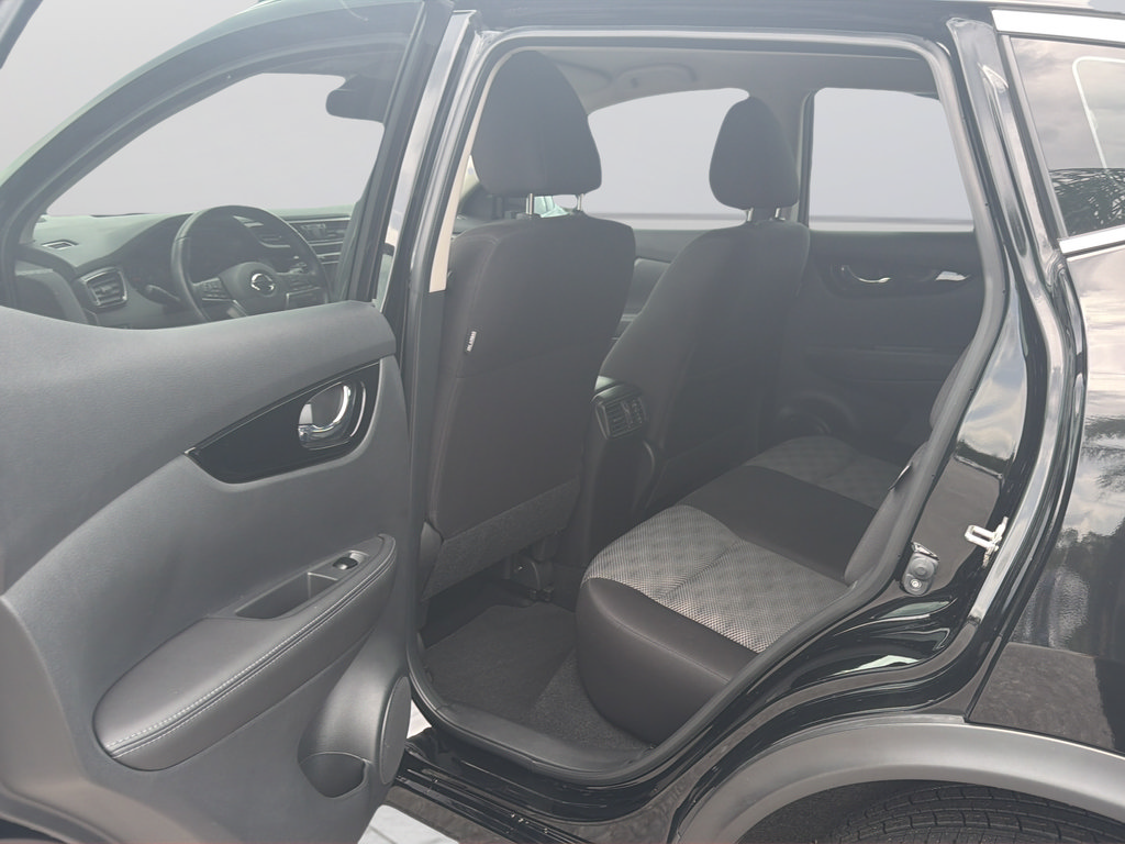 Used 2022 Nissan Rogue Sport SV AWD/4WD image 24