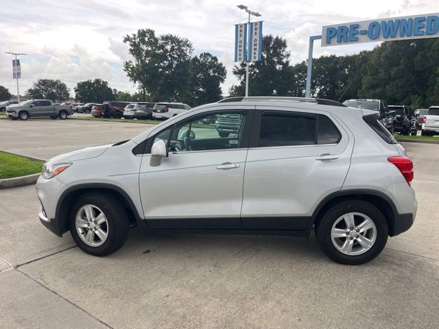 Used 2017 Chevrolet Trax LT FWD image 3