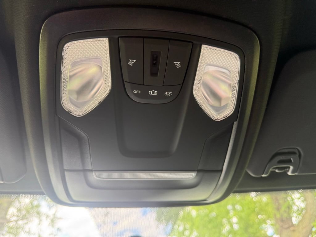 New 2024 RAM 5500 Tradesman AWD/4WD image 31