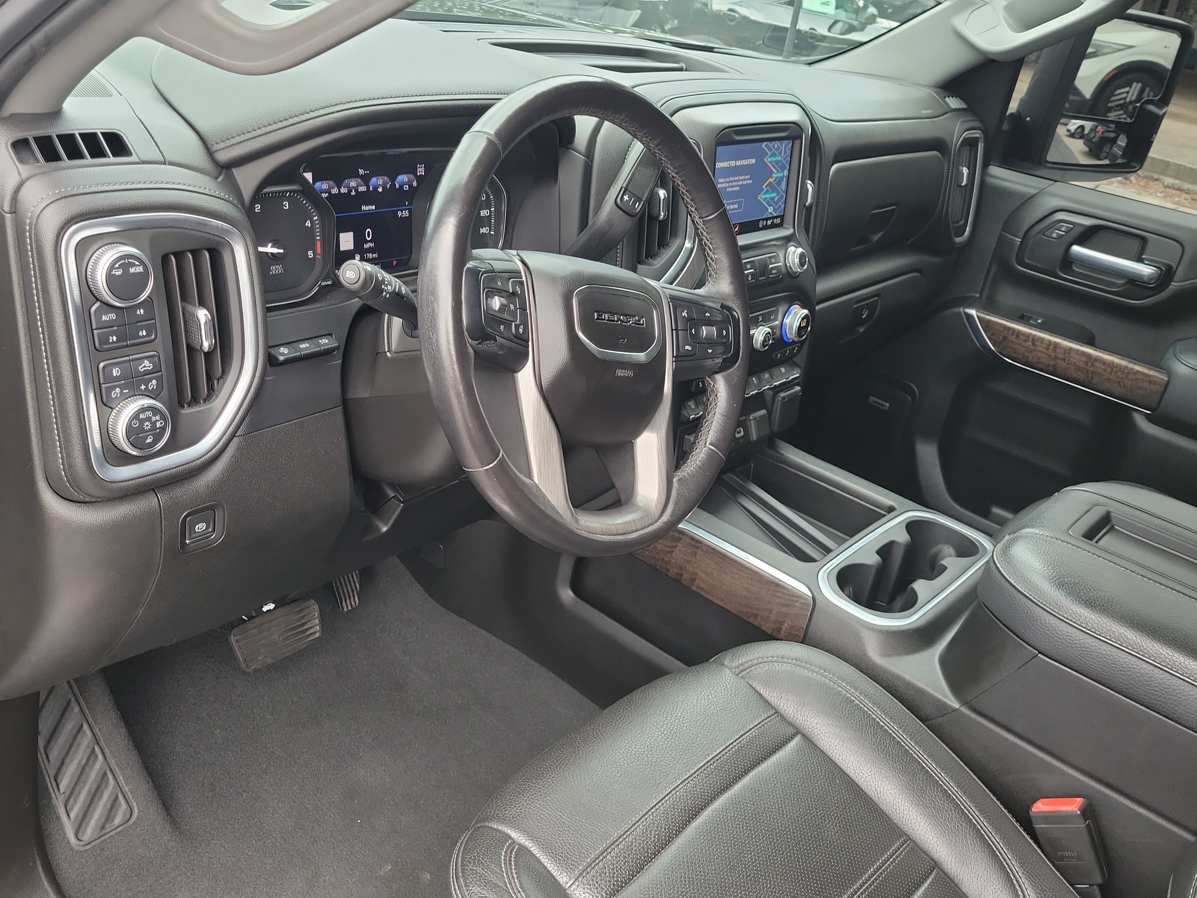 Used 2021 GMC Sierra 3500 Denali w/ Denali Ultimate Package AWD/4WD image 21
