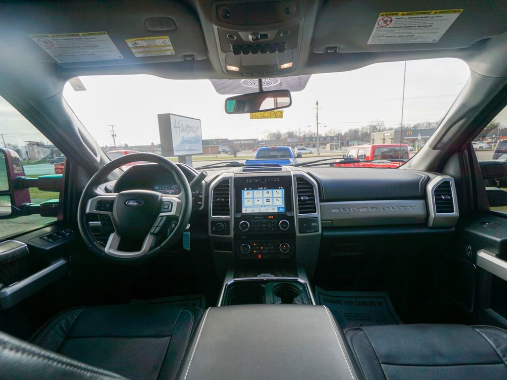 Used 2018 Ford F250 Lariat w/ Chrome Package image 17