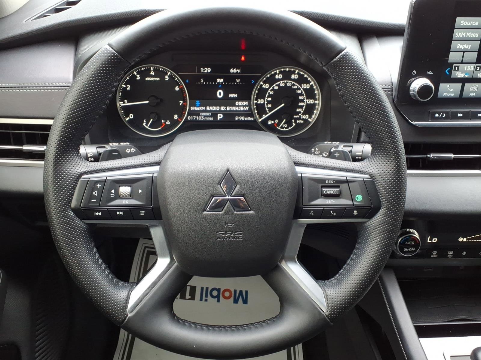 Used 2024 Mitsubishi Outlander SE image 20