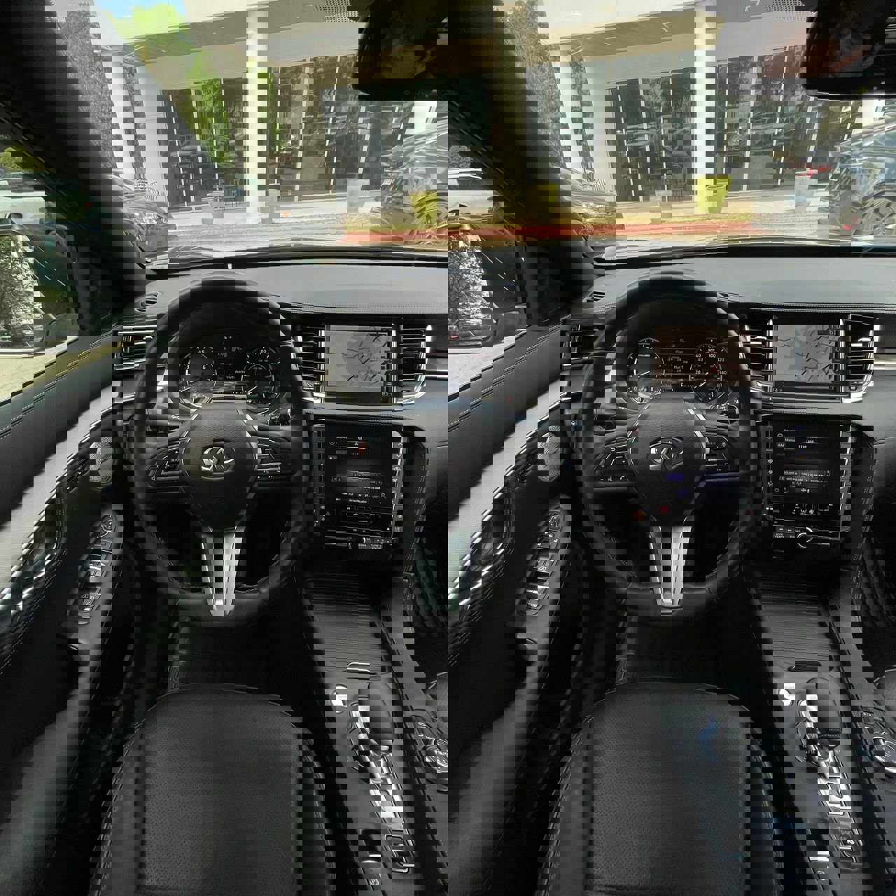 Used 2023 INFINITI QX55 Essential image 12