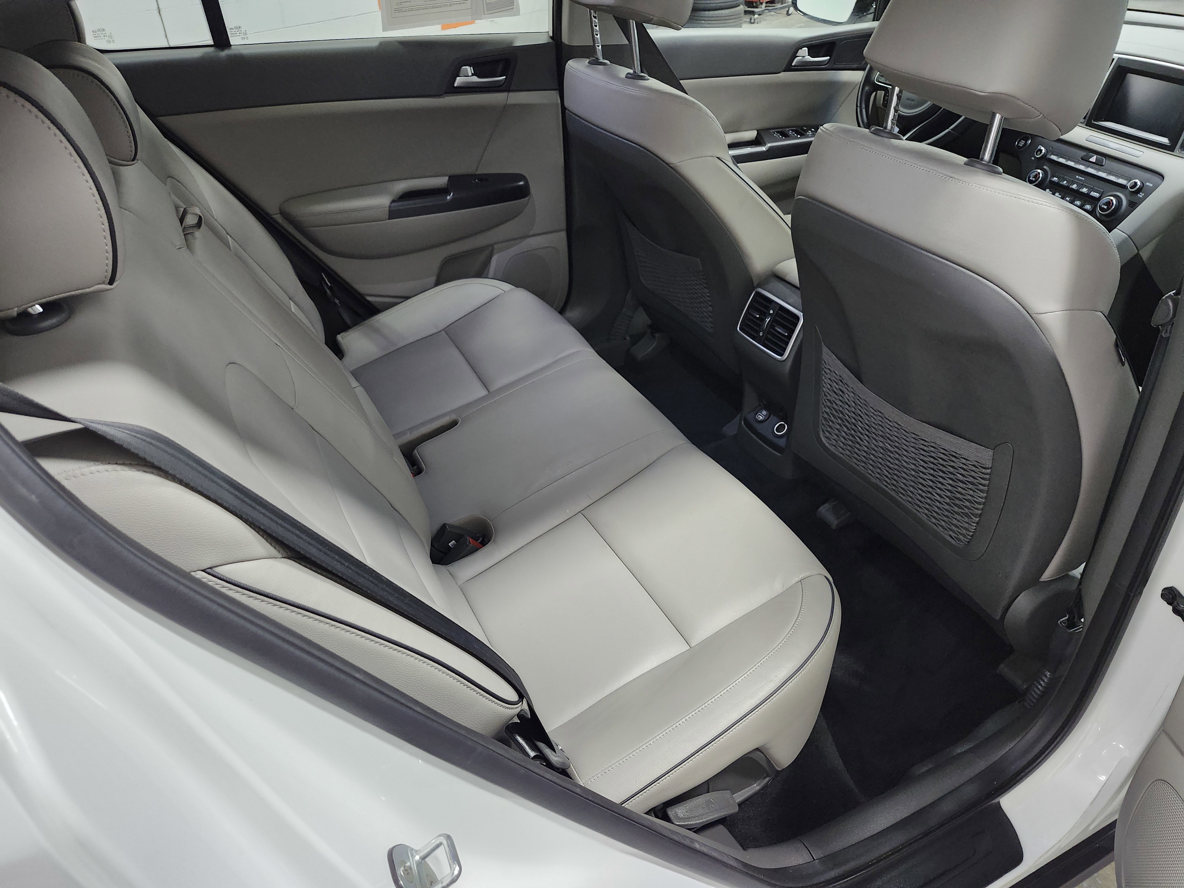 Used 2017 Kia Sportage EX w/ EX Premium Package image 22