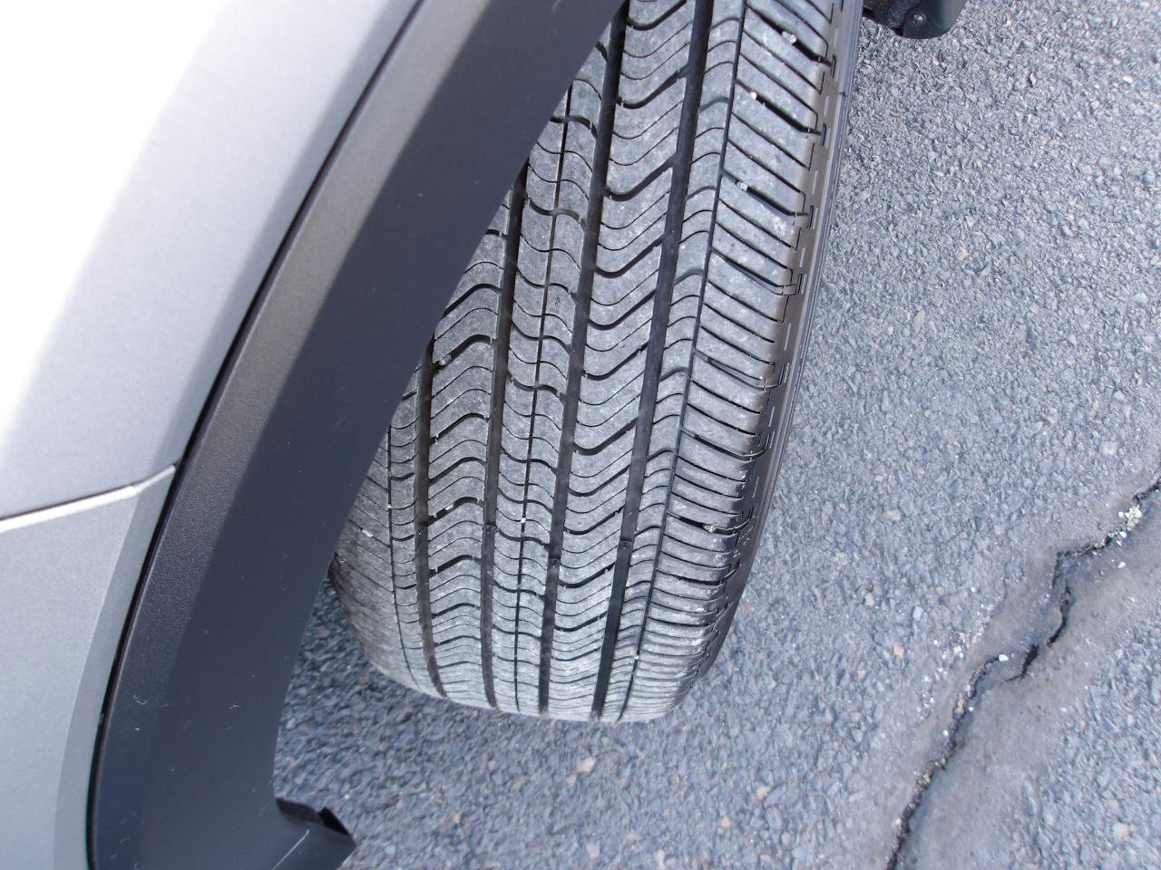 Used 2018 Honda HR-V LX image 24