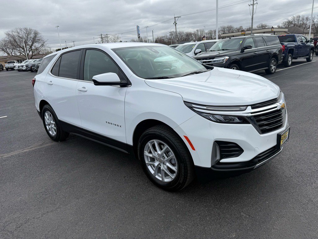 Used 2024 Chevrolet Equinox LT AWD/4WD image 7