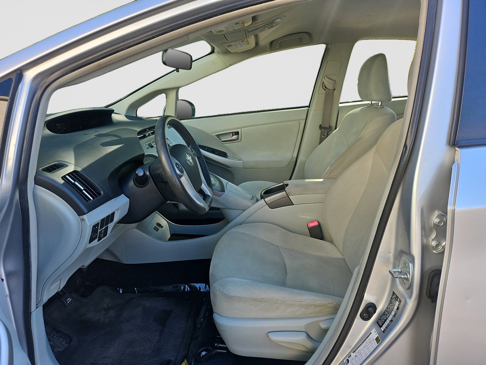 Used 2012 Toyota Prius Two FWD image 19