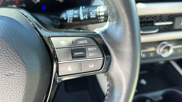 Used 2024 Honda HR-V EX-L image 13