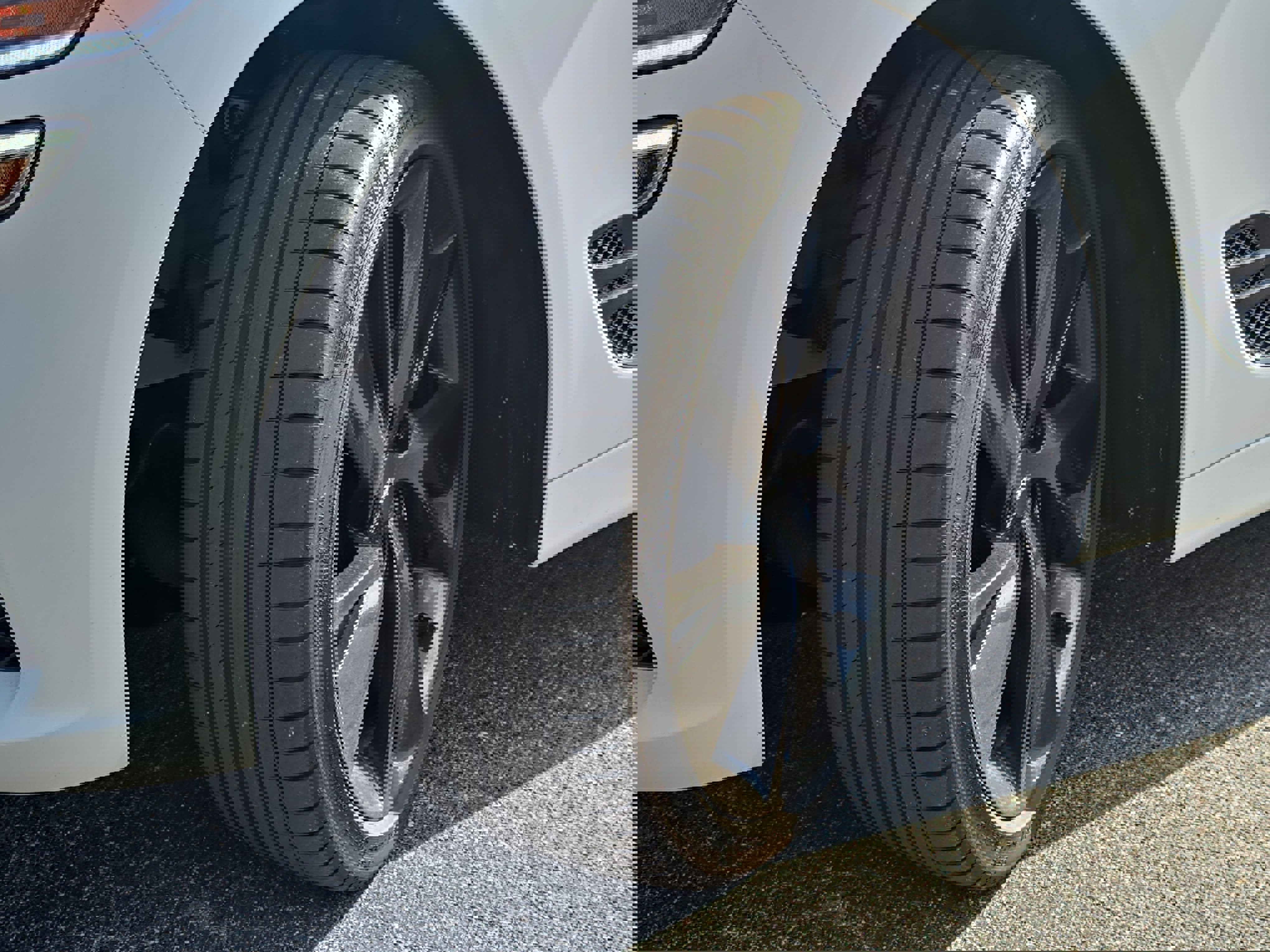 Used 2023 Genesis G70 2.0T w/ Sport Prestige Package image 32