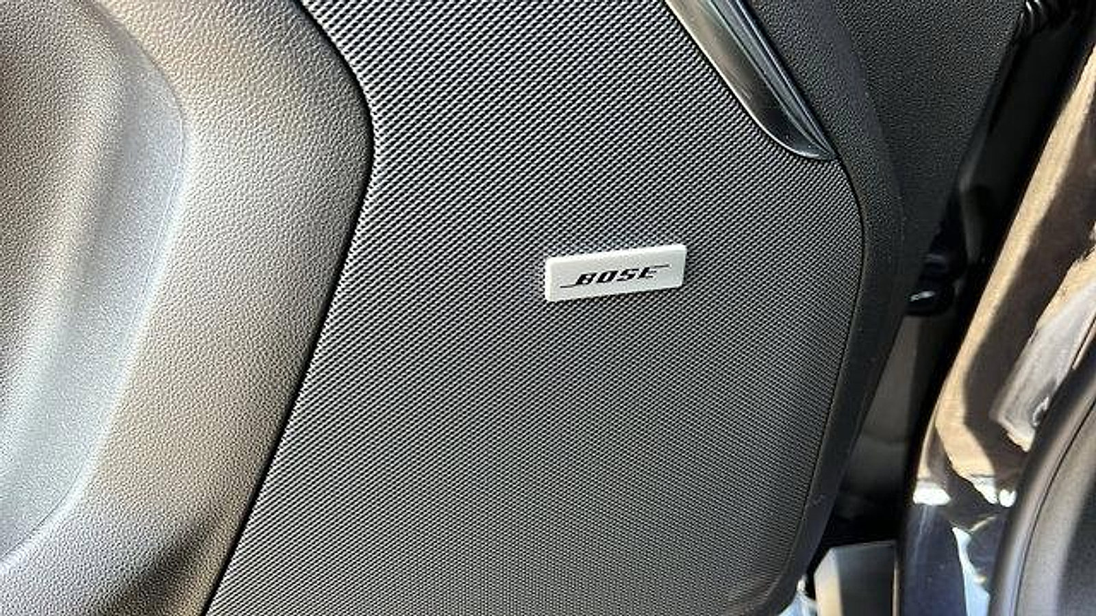 New 2026 Chevrolet Suburban High Country image 23