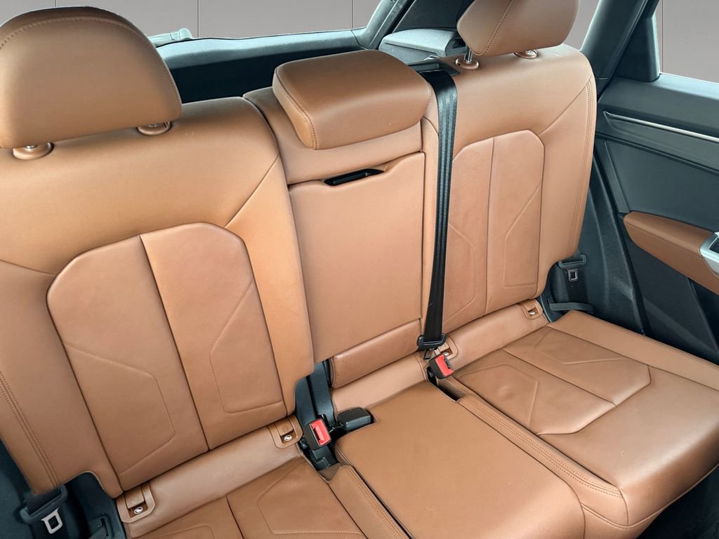 Used 2021 Audi Q3 2.0T Premium Plus w/ Premium Plus Package image 18