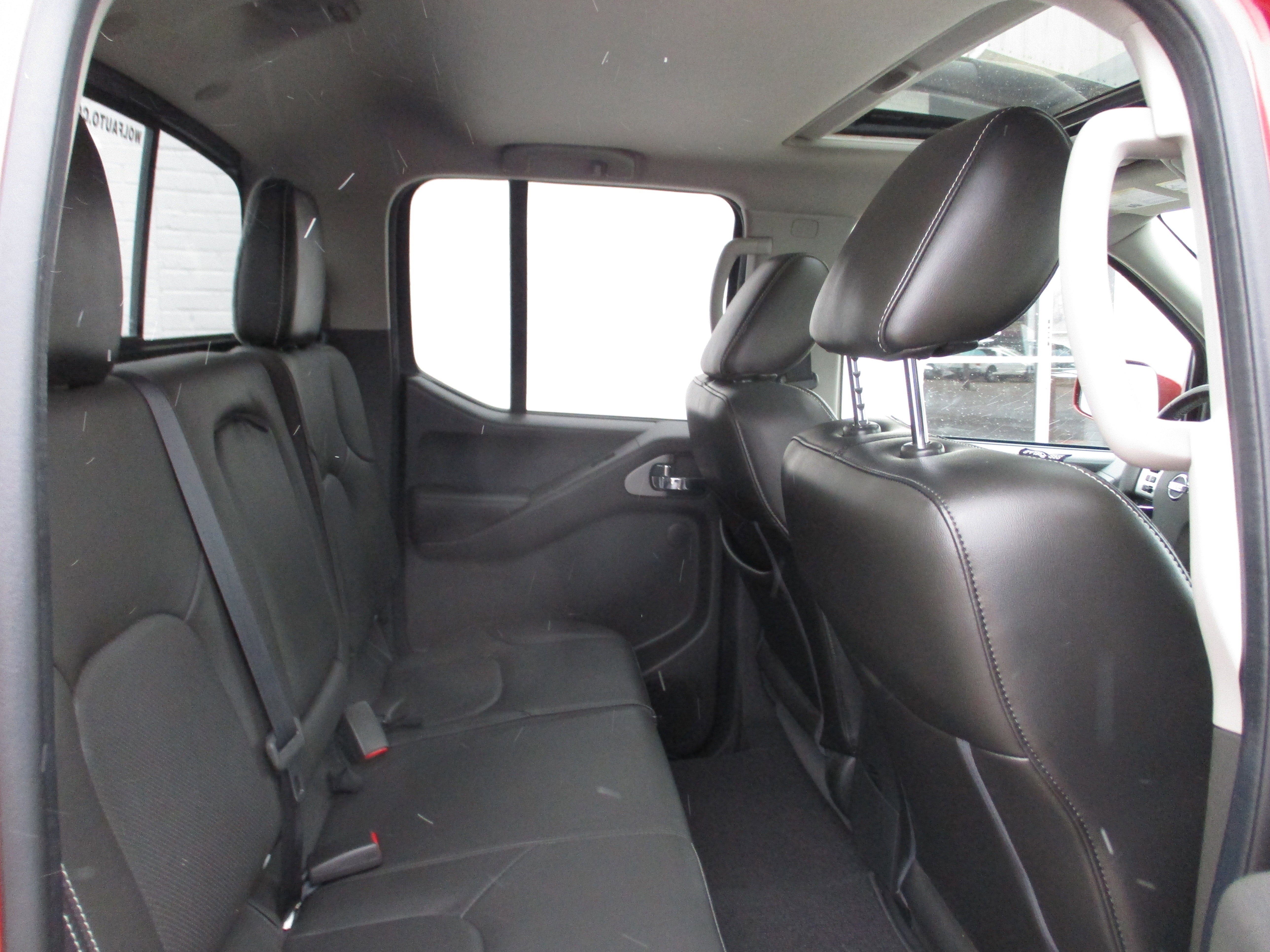 Used 2020 Nissan Frontier PRO-4X AWD/4WD image 23