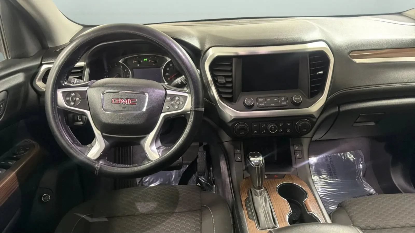 Used 2018 GMC Acadia SLE w/ LPO, Cargo Package FWD image 12