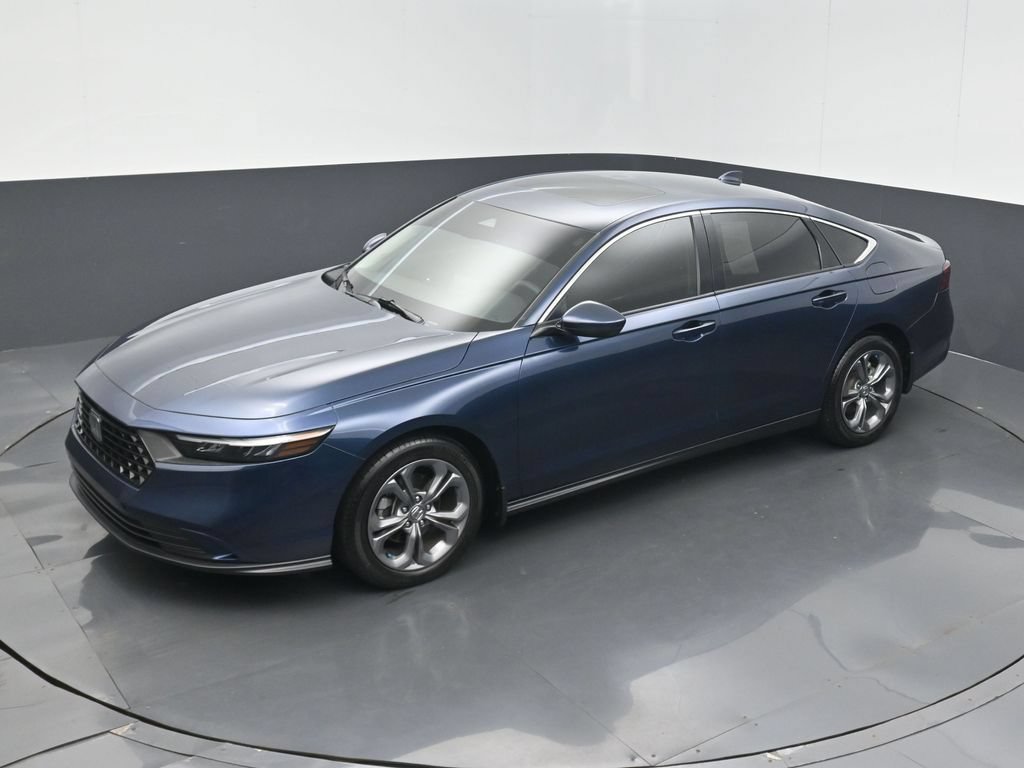 Used 2024 Honda Accord EX image 9