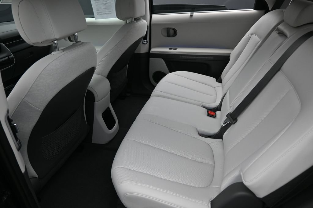 Used 2025 Hyundai Ioniq 5 Limited RWD image 31