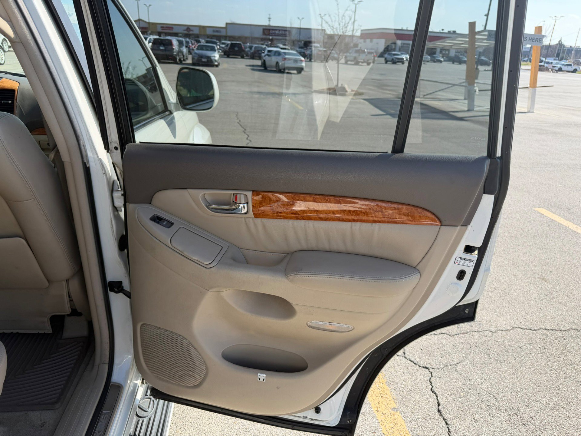Used 2005 Lexus GX 470 image 23