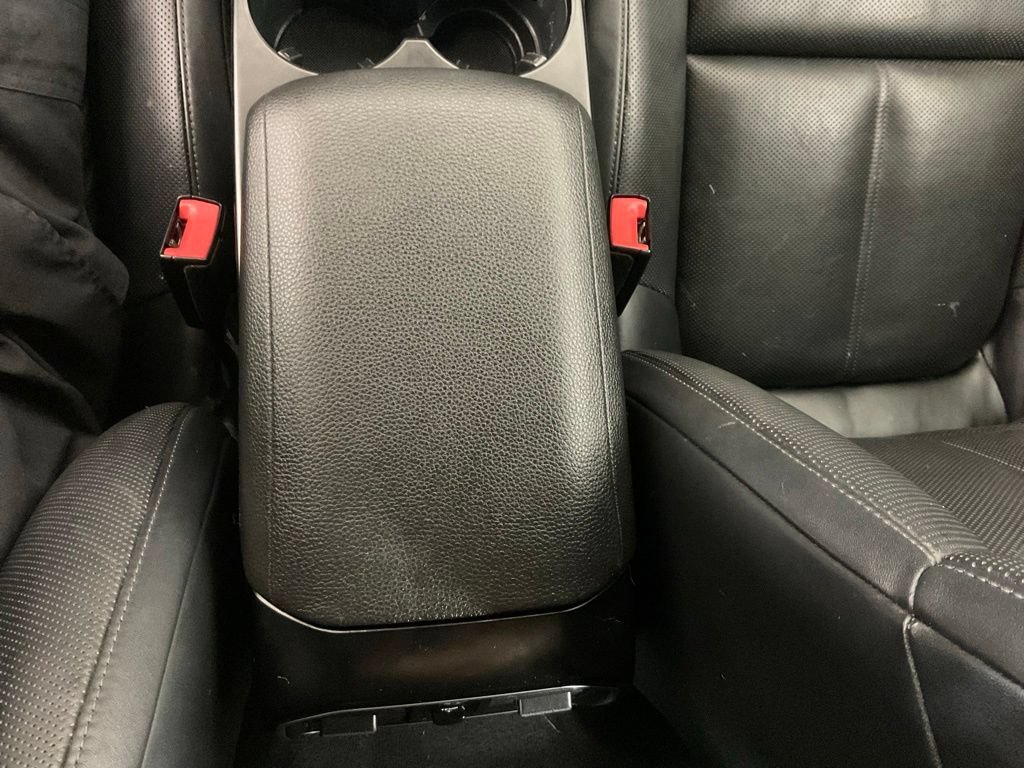Used 2021 Porsche Macan AWD/4WD image 44