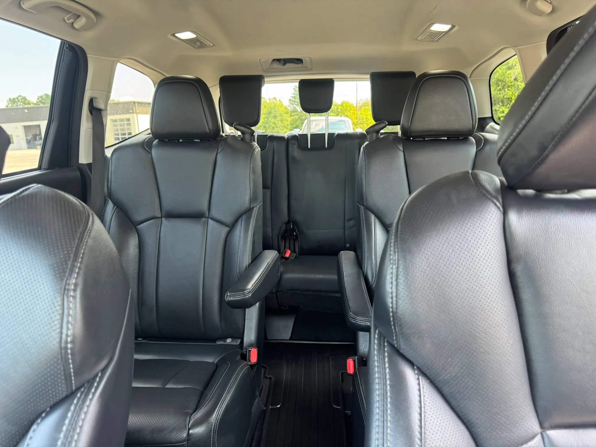Used 2022 Subaru Ascent Limited AWD/4WD image 34