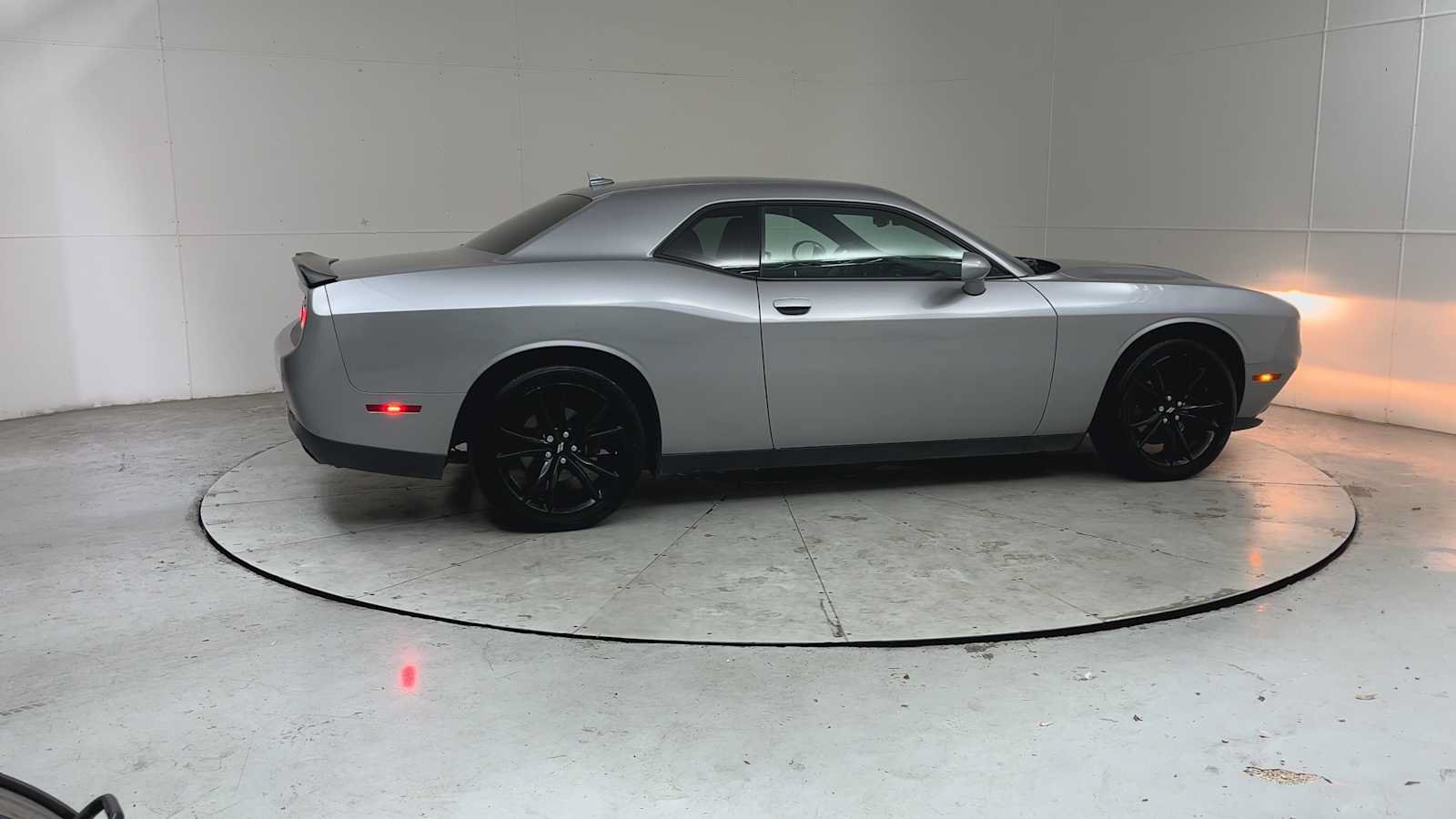 Used 2018 Dodge Challenger SXT w/ Blacktop Package RWD image 9