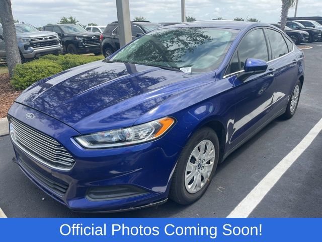 Used 2014 Ford Fusion S image 2