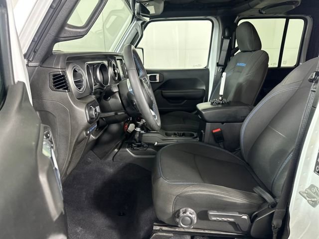 Used 2023 Jeep Wrangler Unlimited Rubicon 4xe image 11