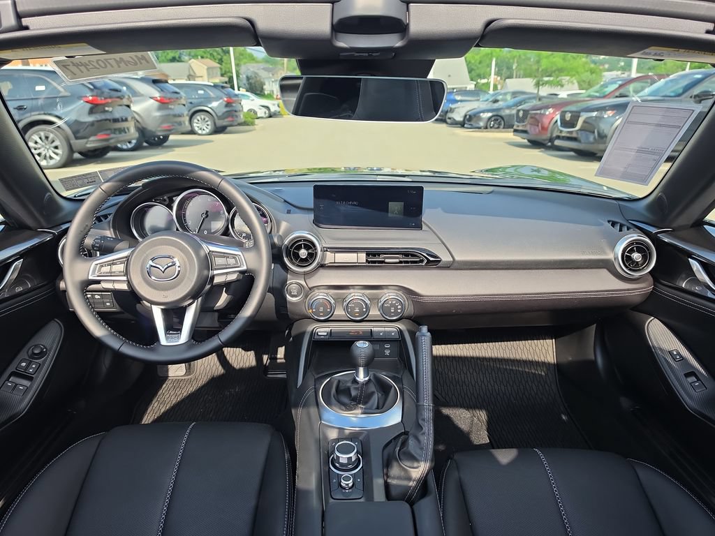 New 2026 MAZDA MX-5 Miata RF Grand Touring w/ Weather Package RWD image 18
