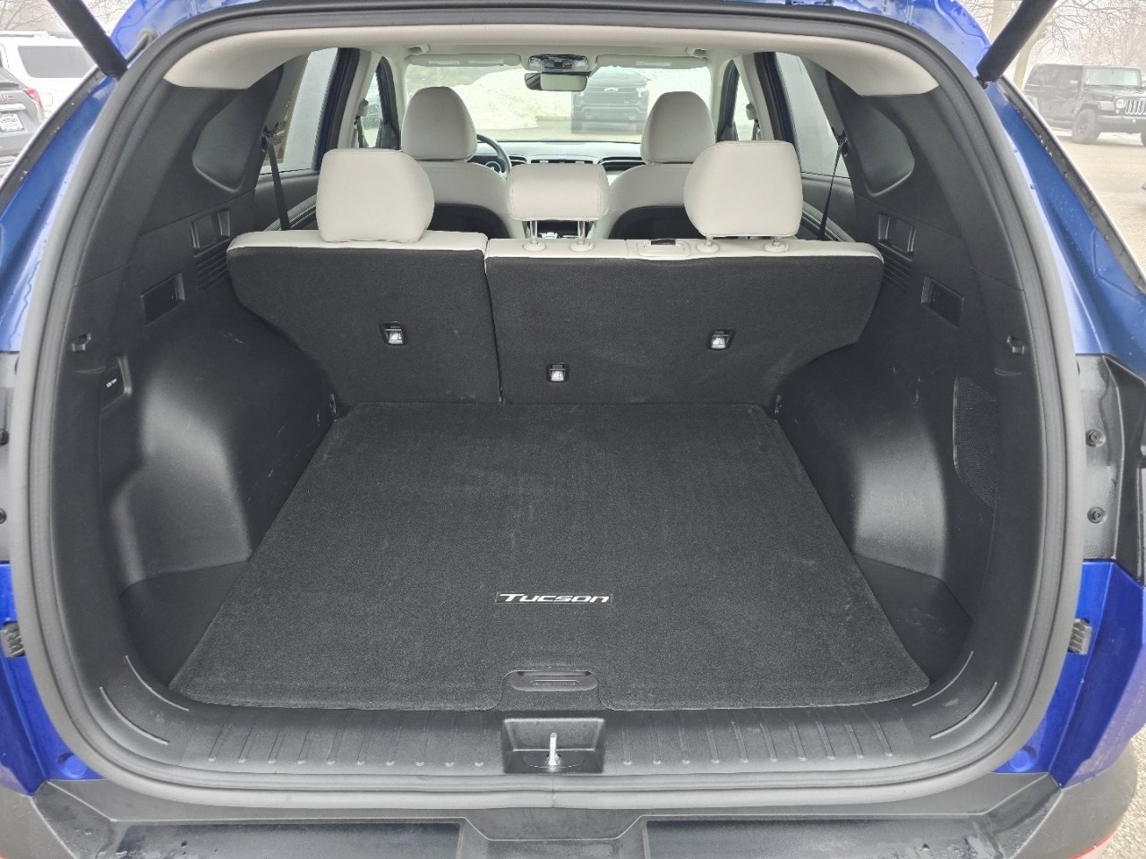 Used 2022 Hyundai Tucson Limited w/ Cargo Package image 20